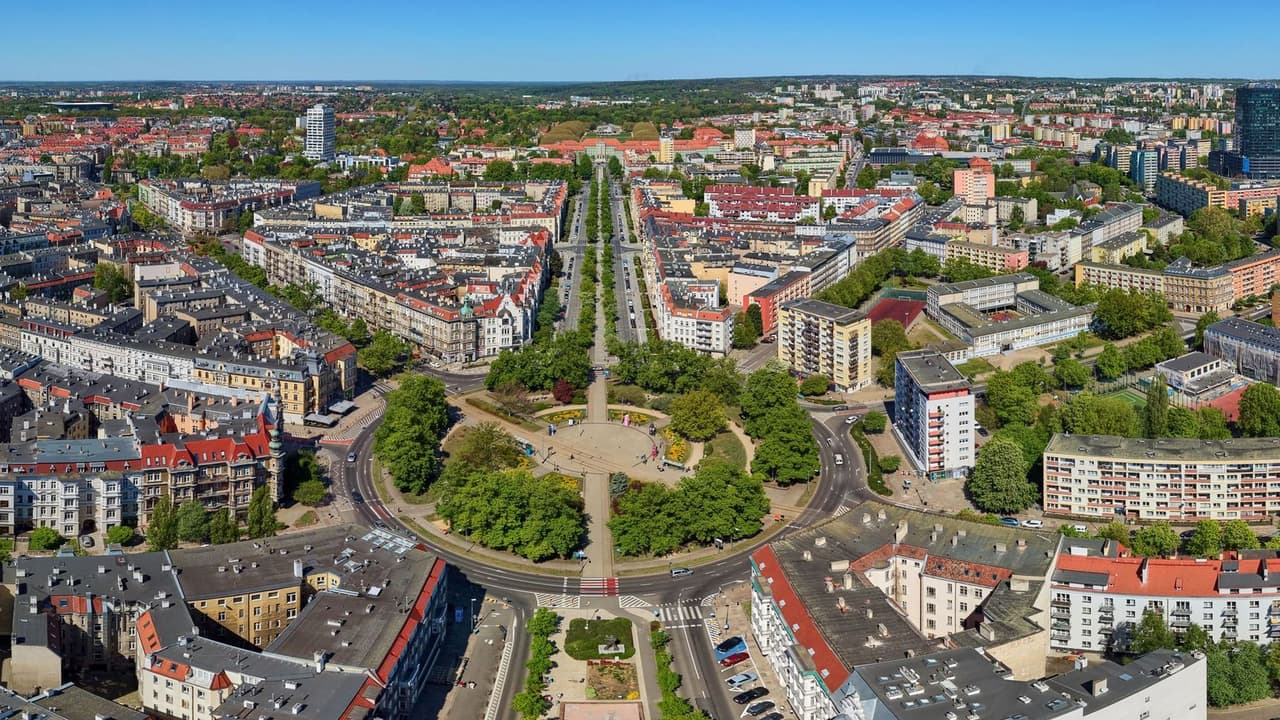 Szczecin z lotu ptaka: Plac Grunwaldzki i promieniste aleje